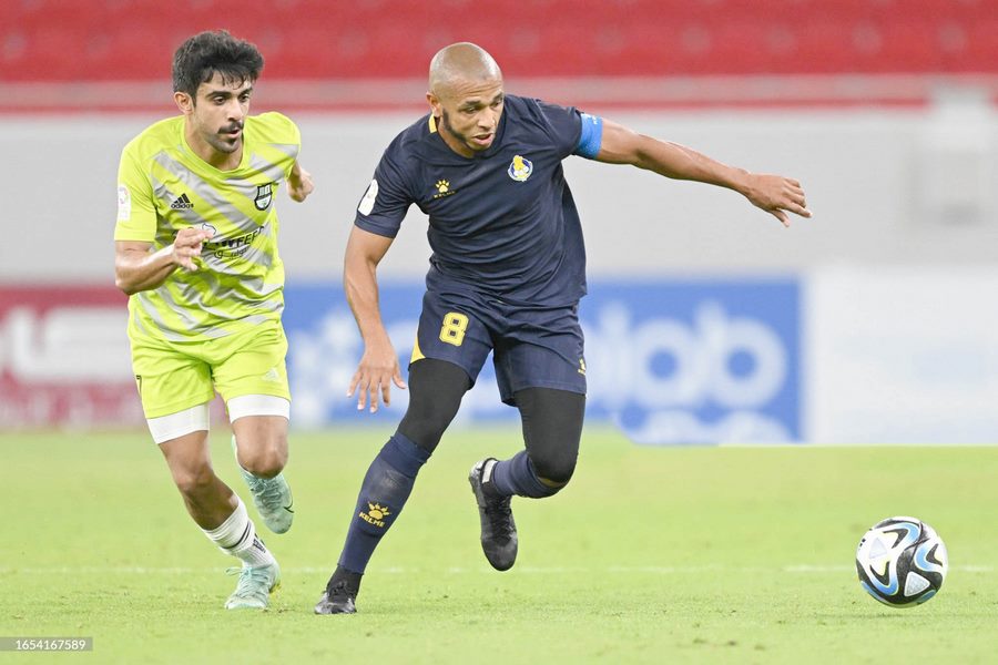 Yacine Brahimi signe son retour