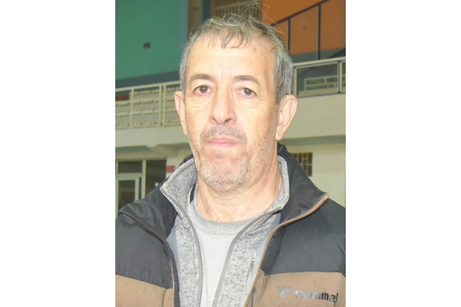 Hakim Yahia (président du NRS Alger-Centre) :