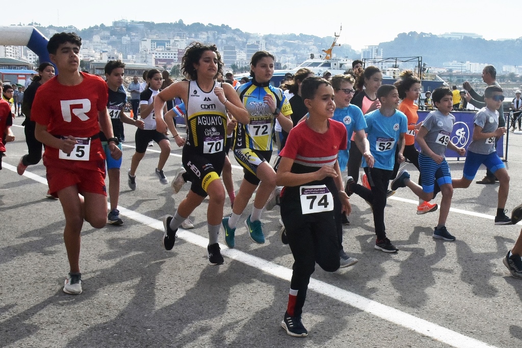 Ambiance bon enfant à la Marina d’Alger