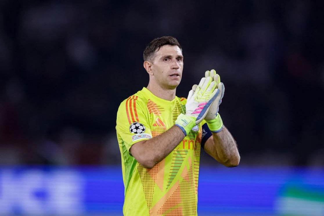 Barça : une offre pour Emiliano Martinez