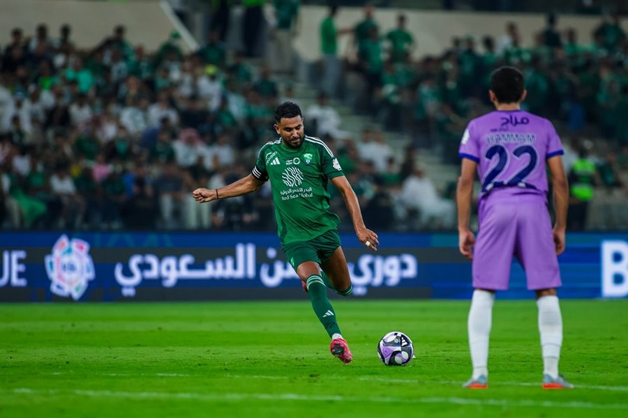 Mondial des clubs : Riyad Mahrez ferme la porte à un prêt au Hilal