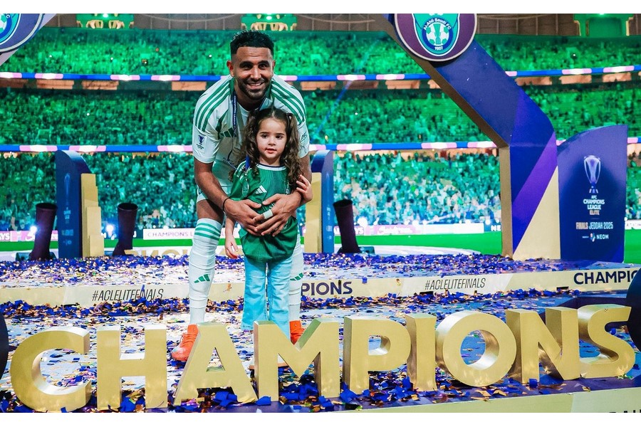 Riyad Mahrez entre définitivement dans la légende