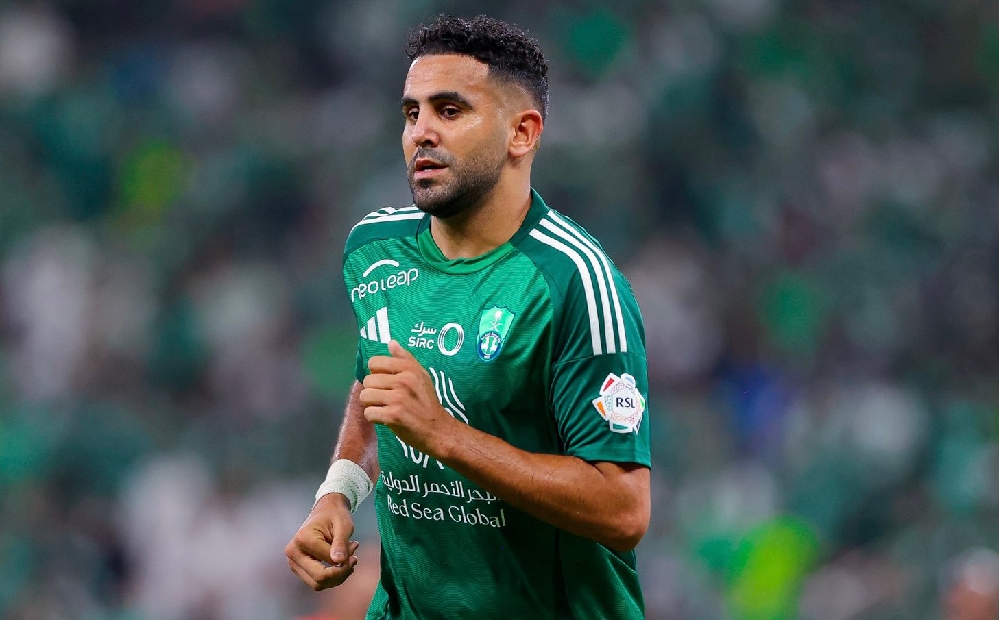 Le retour de Mahrez à Manchester City prend forme