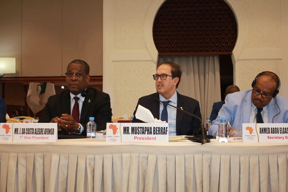 Les chefs de mission en réunion à Alger